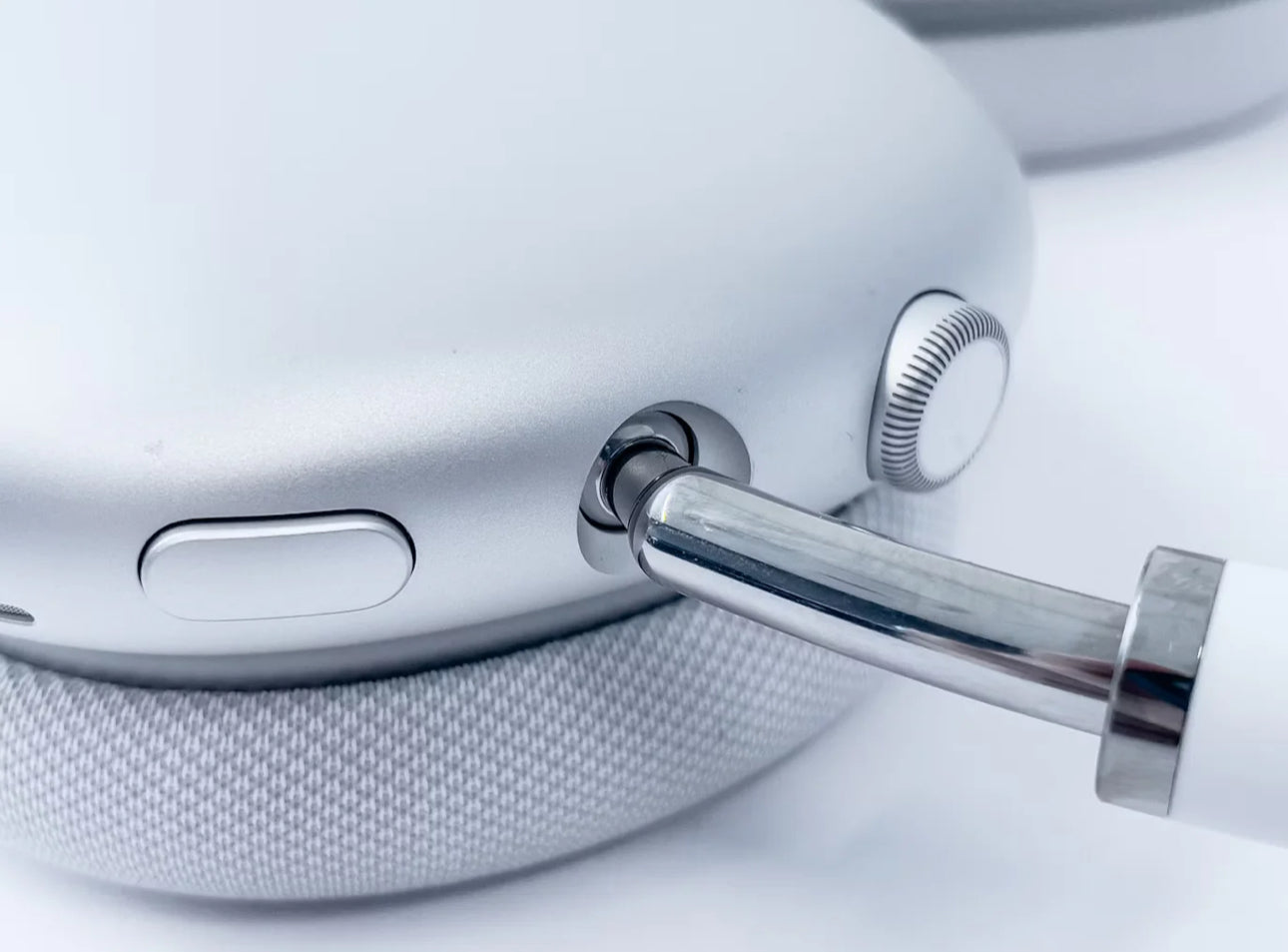 Apple P9 Bluetooth Headphones | Original Wireless Audio | Fast Connect | Stylish & Unick Design | Premium Sound Quality