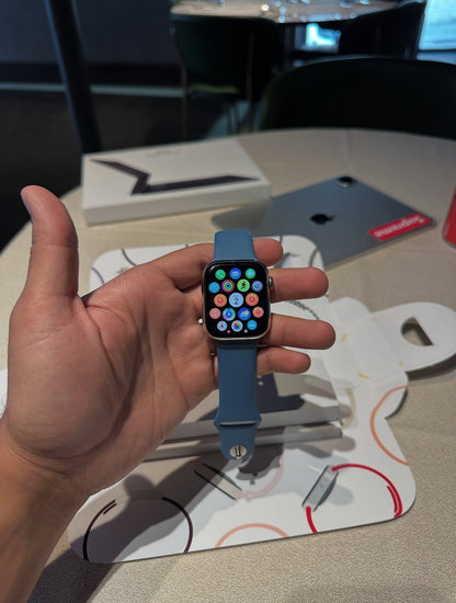 Stylish Series 9 Smartwatch for Men & Women – Casual & Formal Watch Combo with Apple-Inspired Design