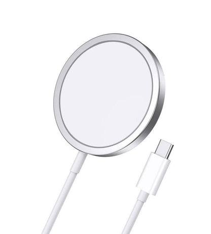 Magnetic Wireless Charging Pad – USB-C Fast Charger (MagSafe Compatible)