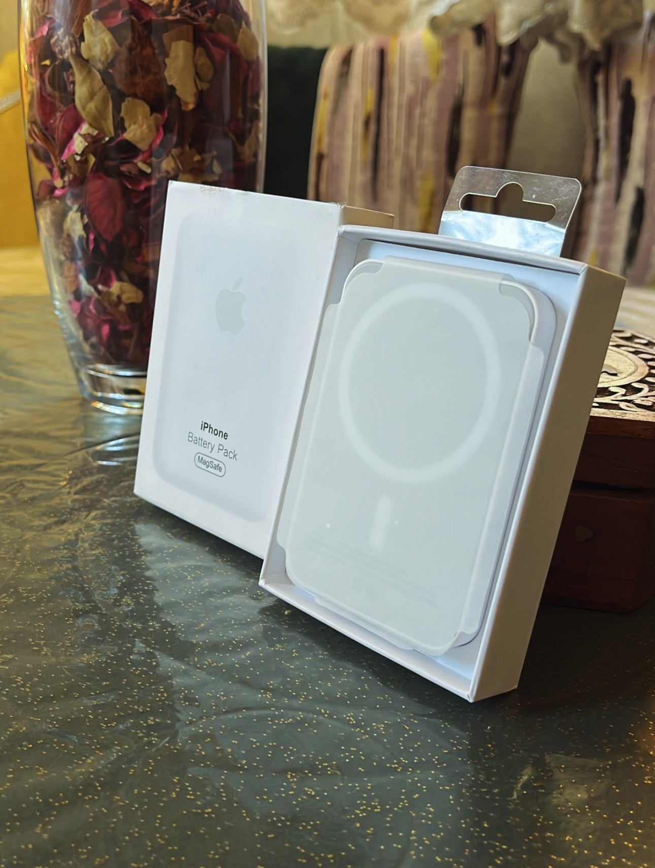 MagSafe Wireless Power Bank 5000mAh | 15W Fast Charging Portable Charger