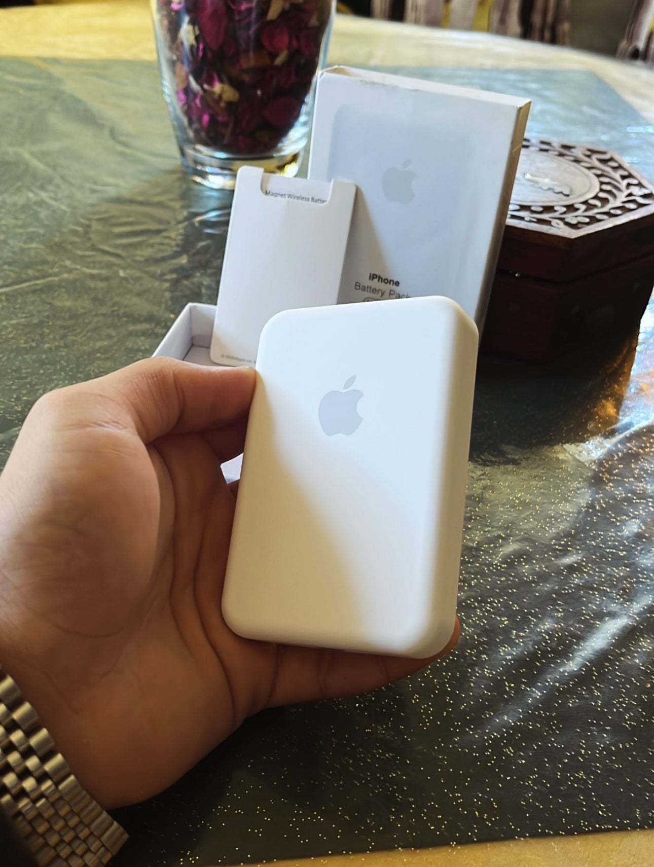MagSafe Wireless Power Bank 5000mAh | 15W Fast Charging Portable Charger