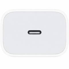 Prelium 20W USB-C adapter port view; AI-assisted image based on the original product photo